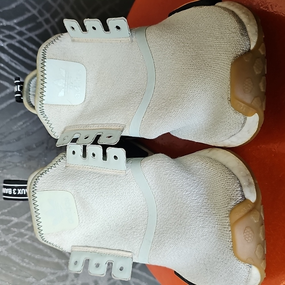 Adidas NMD R1 in Light Blue (? Or Green?) and Tan - Picture 7 of 10